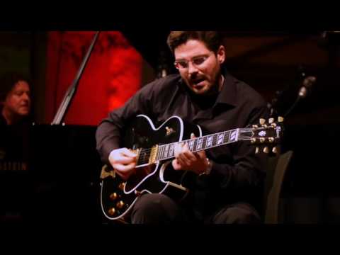 Sometimes I Cannot Smile　ピエルジョルジオ・カソッティ Sometimes I Cannot Smileピエルジョルジオ・カソッティ